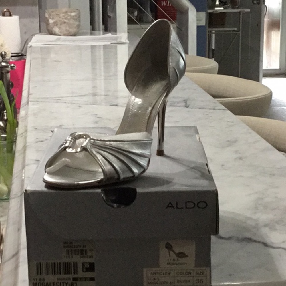 Aldo heels, worn once